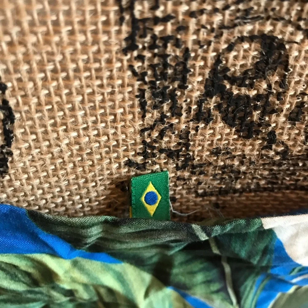 FARM Rio Blue and Green Floral Crop Top - Picture 6 of 9